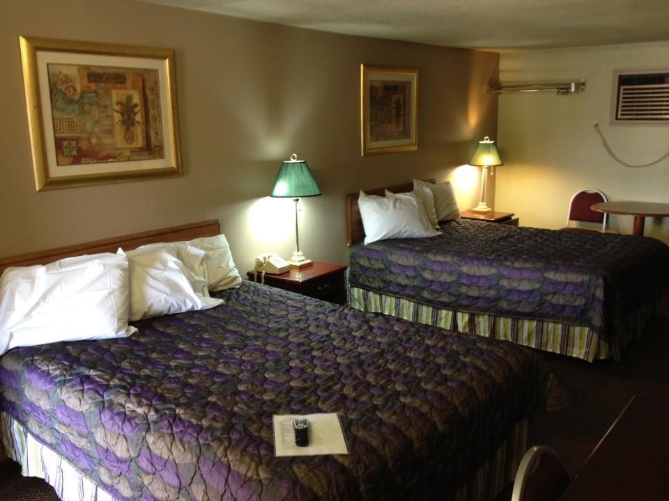 Trails West Motel South Hutchinson Extérieur photo