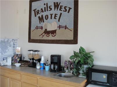 Trails West Motel South Hutchinson Extérieur photo